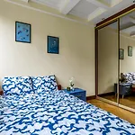 Fancy Apartment On Aleje Jerozolimskie Street