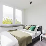 Superapart Saska 48A, Sleek 6Th-Floor Studio With Balcony & Elevator Access