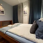 Wilanowska Apartment & Garden