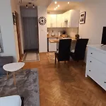 Warsaw Centrum Apartment