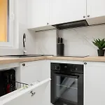 Stylish Apartments With Parking By Noclegi Renters