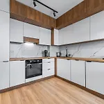Rentplanet - Apartament Miedzynarodowa