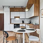 Rentplanet - Apartament Miedzynarodowa