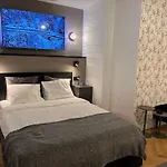 Panorama Studio At Sky