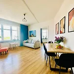 Westside Panorama Pgn Stadium Apartment