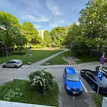 Music Life Apartment