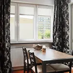 Wola Ulrychow Homely Apartment
