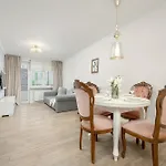 Central Warsaw Apartment Near Metro Swietokrzyska By Noclegi Renters
