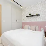 Baluckiego Modern & Cozy Apartment Stary Mokotow Warsaw By Noclegi Renters