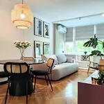No. 8 / Nr 8 By Cooee Apartments