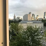 Plac Bankowy, Metro