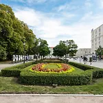 Krolewska Luxury Apartment
