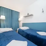 Mgr Pokoje W Samym Centrum Warszawy By Metro Rondo Onz - Super Bed Year23