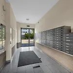Warsaw Wola Apartment - Parking, Balcony, Workdesk - By Rentujemy