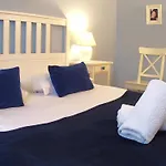 Chmielna Guest House