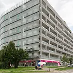 Wola Apartment Banderii By Noclegi Renters