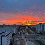 2 Pokojowe Mieszkanie, Metro M2, Swietny Widok, Zachody