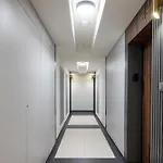 Wilanow Holzera Modern Apartment