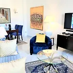 Mondrian Luxury Suites & Apartments Old Town