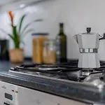 Rezydencja Filmowa- Wygodny Apartament 10 Min Od Lotniska I Centrum