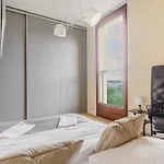Kolejowa 45A P&O Corporate Accommodation