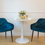 Warsaw Seasons By Alluxe Boutique Apartments