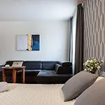 Hotel \