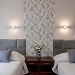 Hotel \