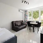 Berek Cosy Studio With A Garden