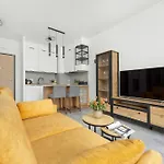 Klimatyczny Apartament Na Wilanowie Parking & Balkon By Noclegi Renters