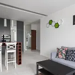 Royal Wilanow Deluxe Apartment