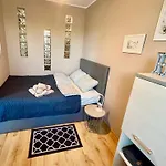 Apartament Roentgena 16 Przy Centrum Onkologii I Klinice Novum