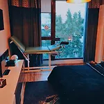 Platinum Apart