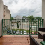 National Stadium Comfy Apartment