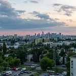 Rentplanet - Apartament Komorska
