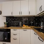 Shortstaypoland Chlodna B168
