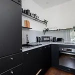 Espresso Apartment Plac Mirowski