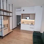 Stadion Narodowy Apartament Targowa 5, Zamoyskiego 37