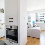 Przytulne Studio Dla 2 Osob W Centrum Warszawy By Rent Like Home
