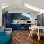 Close-Golden Apartments In Warsaw - Marcinkowskiego