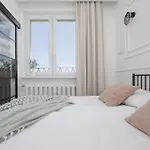 Elegancki Apartament Dla 4 Osob W Warszawie By Noclegi Renters