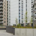 Herbu Oksza Elegant Apartment With Parking By Noclegi Renters