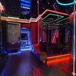 No Limits House - Apartament Bdsm Glamour