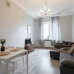 Central Warsaw Apartment - Great Location - City Center - Warsaw Stays - Marszalkowska