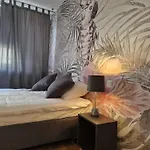 Bubble\'S Apartment