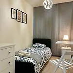 Halby Rooms Prosta 2