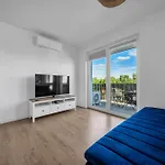 Warsaw Bialoleka Apartment - Balcony, Parking, Ac - By Rentujemy