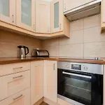 Spacious Apartment With Parking And Balcony By Noclegi Renters