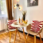 Super 1 Bed Room Condo In Warszawa Center
