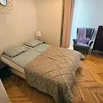 City Centre 3-Bedroom Comfort Apartment